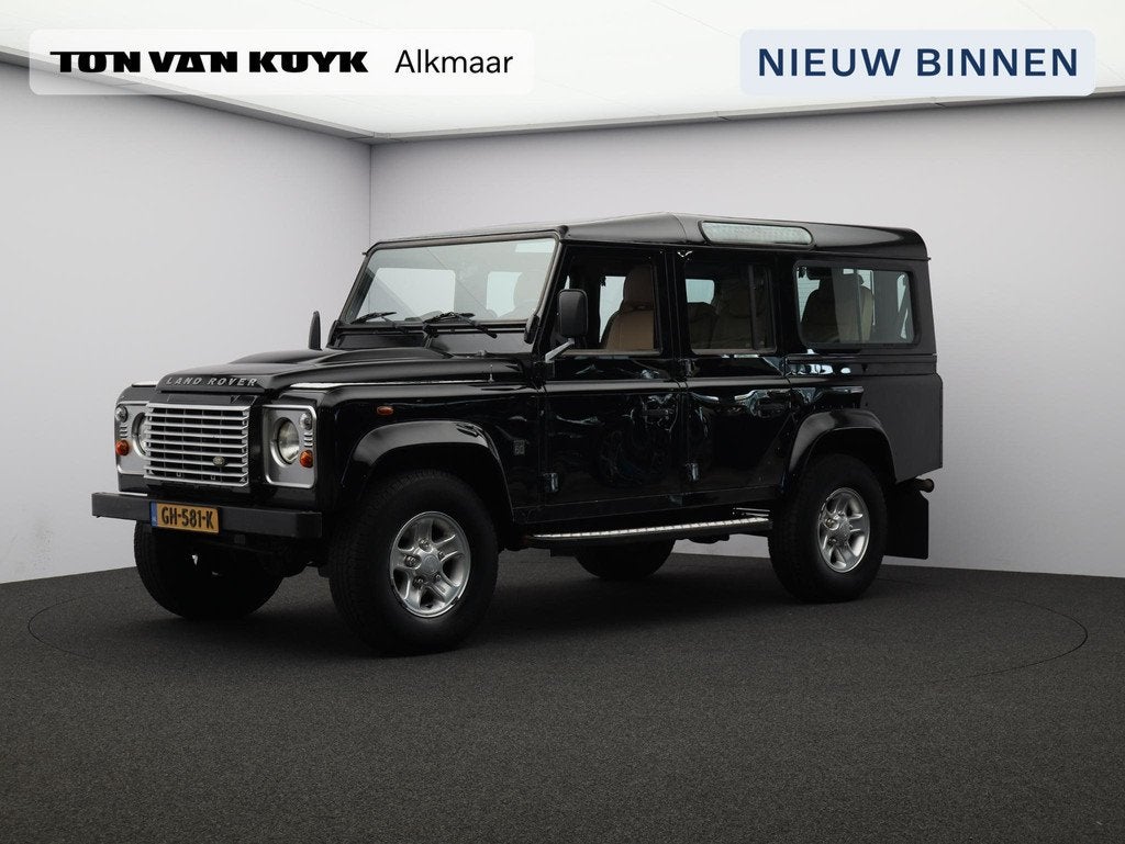Land Rover Defender 2.4 TD 110 SW E Leder interieur / stoelv, Auto's, 1940 kg, Gebruikt, 4 cilinders, 241 €/maand
