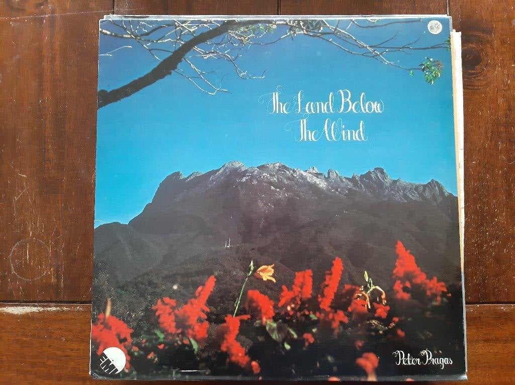 LP Peter Pragas / The land below the wind (1979), LP, Gebruikt, Pop, Ophalen of Verzenden