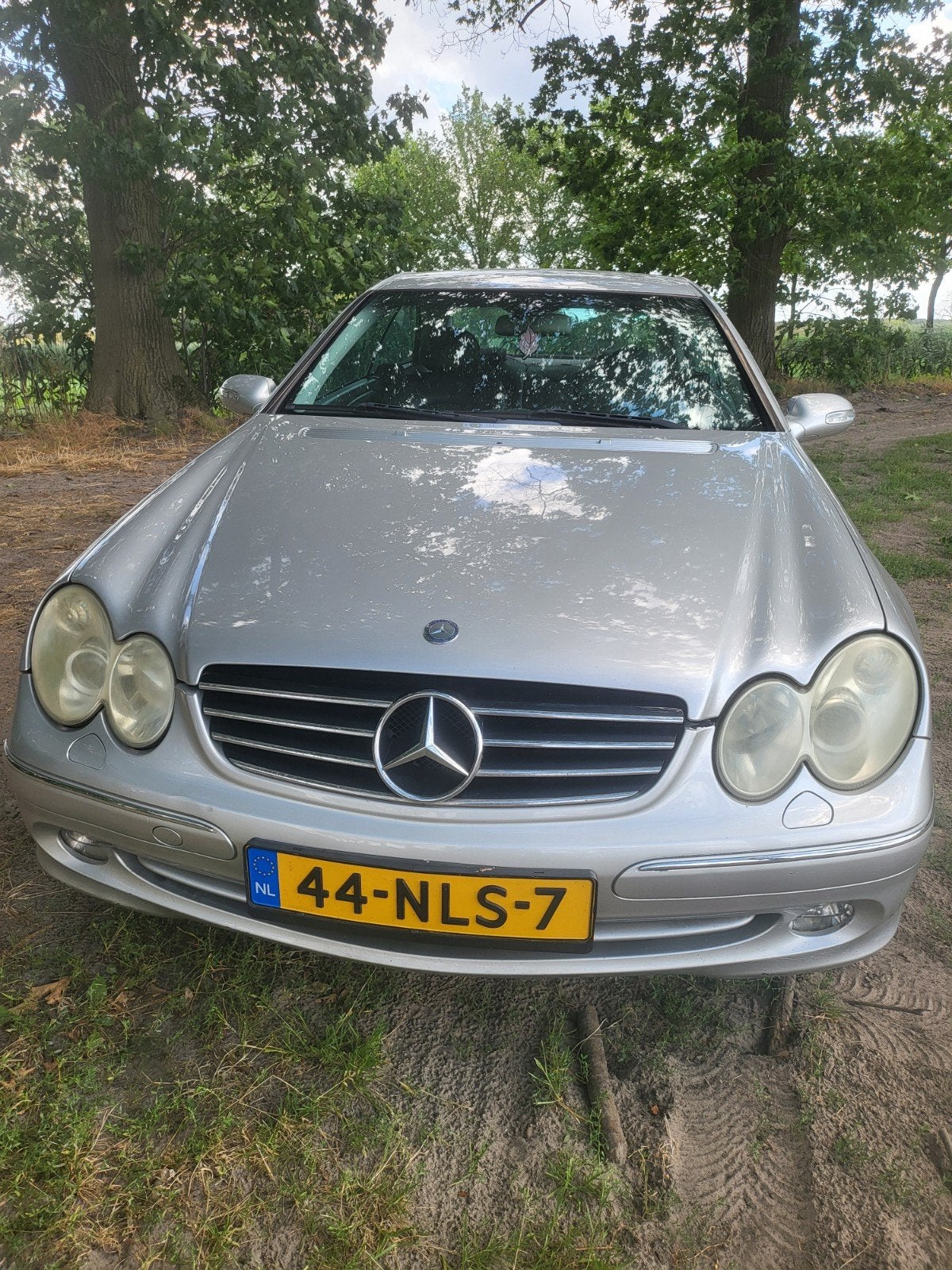 Mercedes-Benz CLK 2.6 Clk240 Coupe 2002 Grijs, Achterwielaandrijving, 2597 cc, 4 stoelen, 163 pk