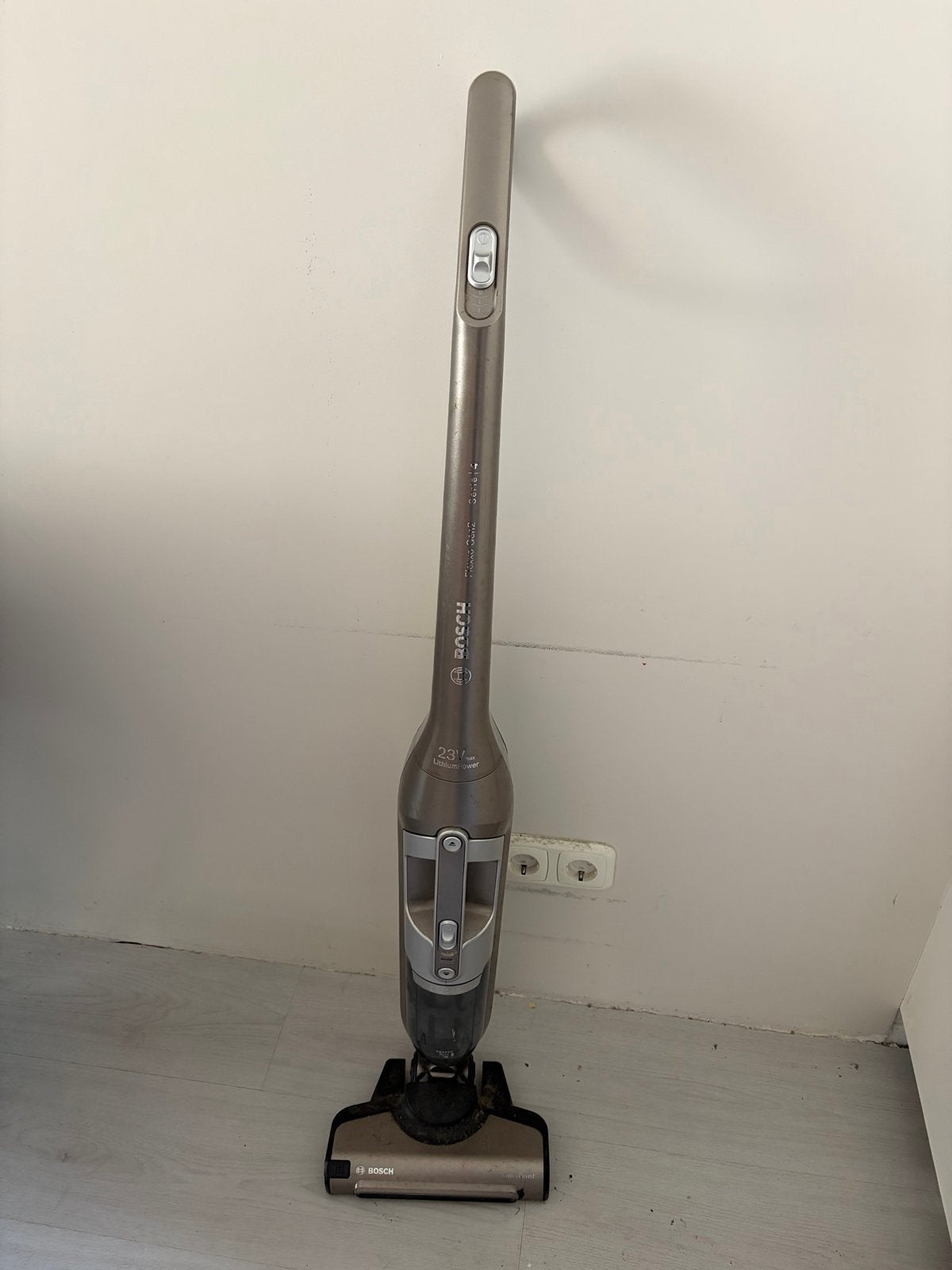 Bosch Flexxo Gen2 Serie 4 23Vmax LithiumPower Steelstofzuige, Ophalen, Gebruikt, Bosch, Draadloos