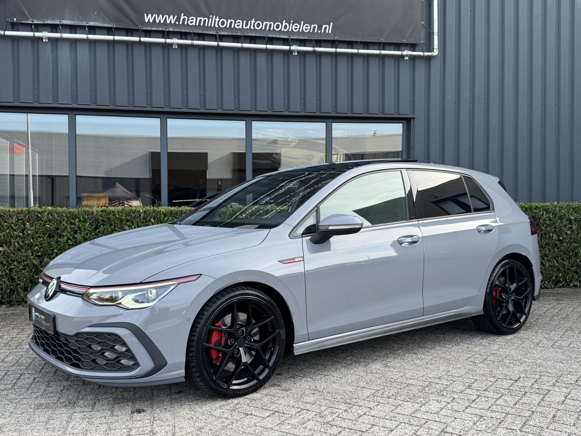 Volkswagen Golf 8 GTI 2.0 TSI 245pk DSG / Aut. IQ Light Pano, Dealer onderhouden, 730 kg, Euro 6, 4 cilinders