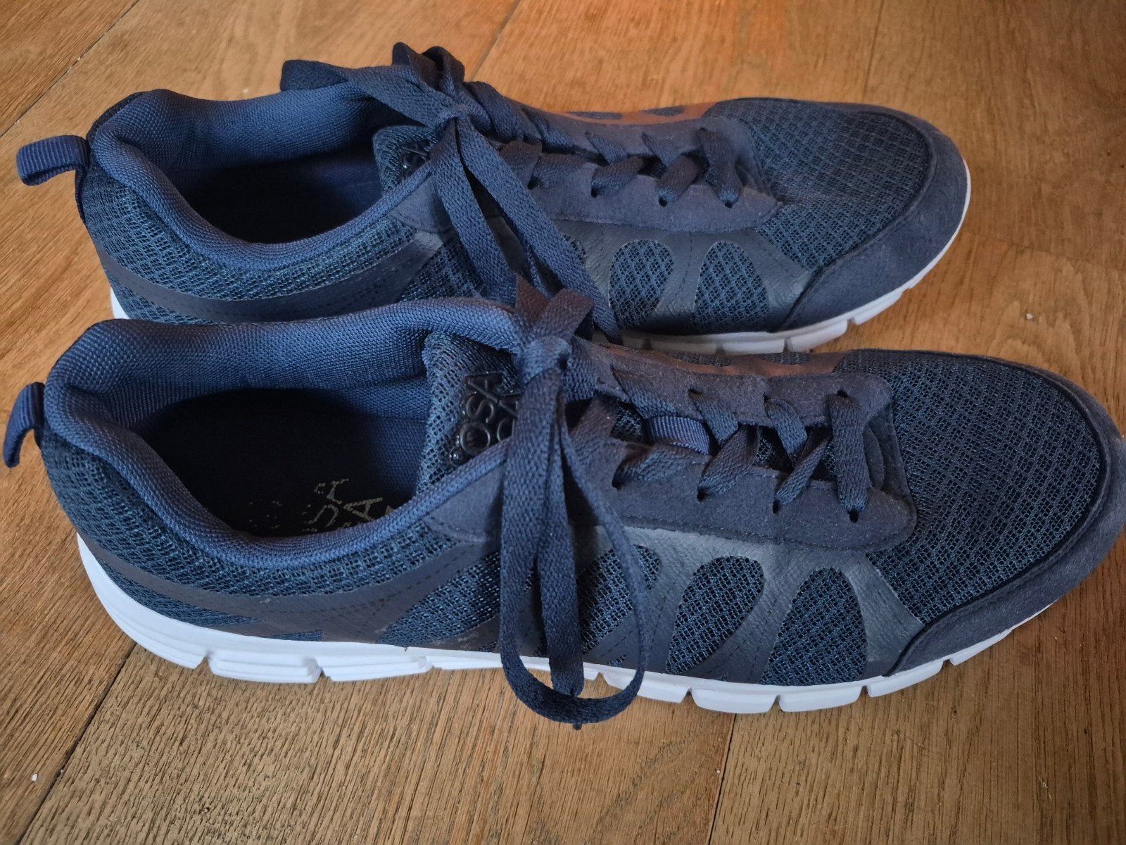 Osaga sportschoenen zaalschoenen maat 44 blauw, Kleding | Heren, Osaga, Blauw, Sportschoenen, Ophalen of Verzenden