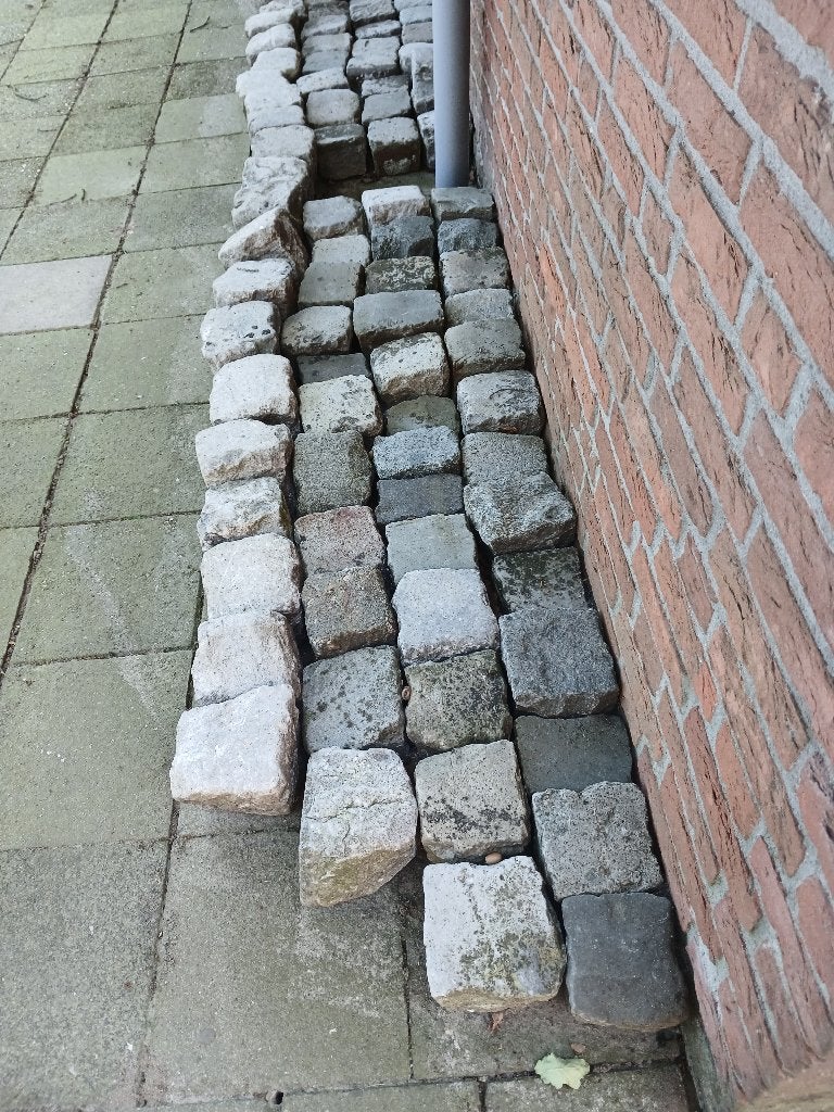 Kinderkoppen, Ophalen, Gebruikt, Graniet, Kei