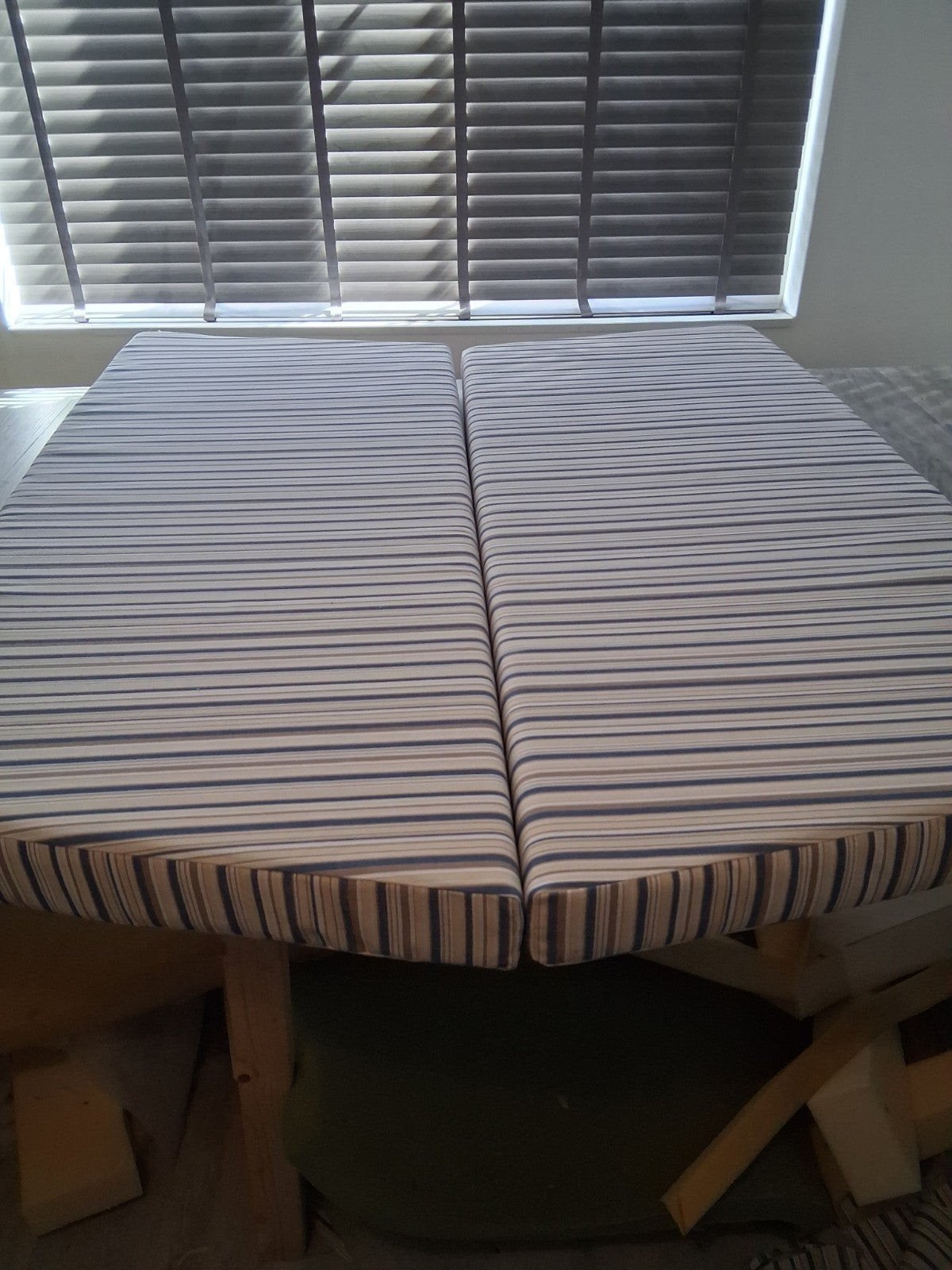 Goedkoop gestoffeerd, Ophalen of Verzenden