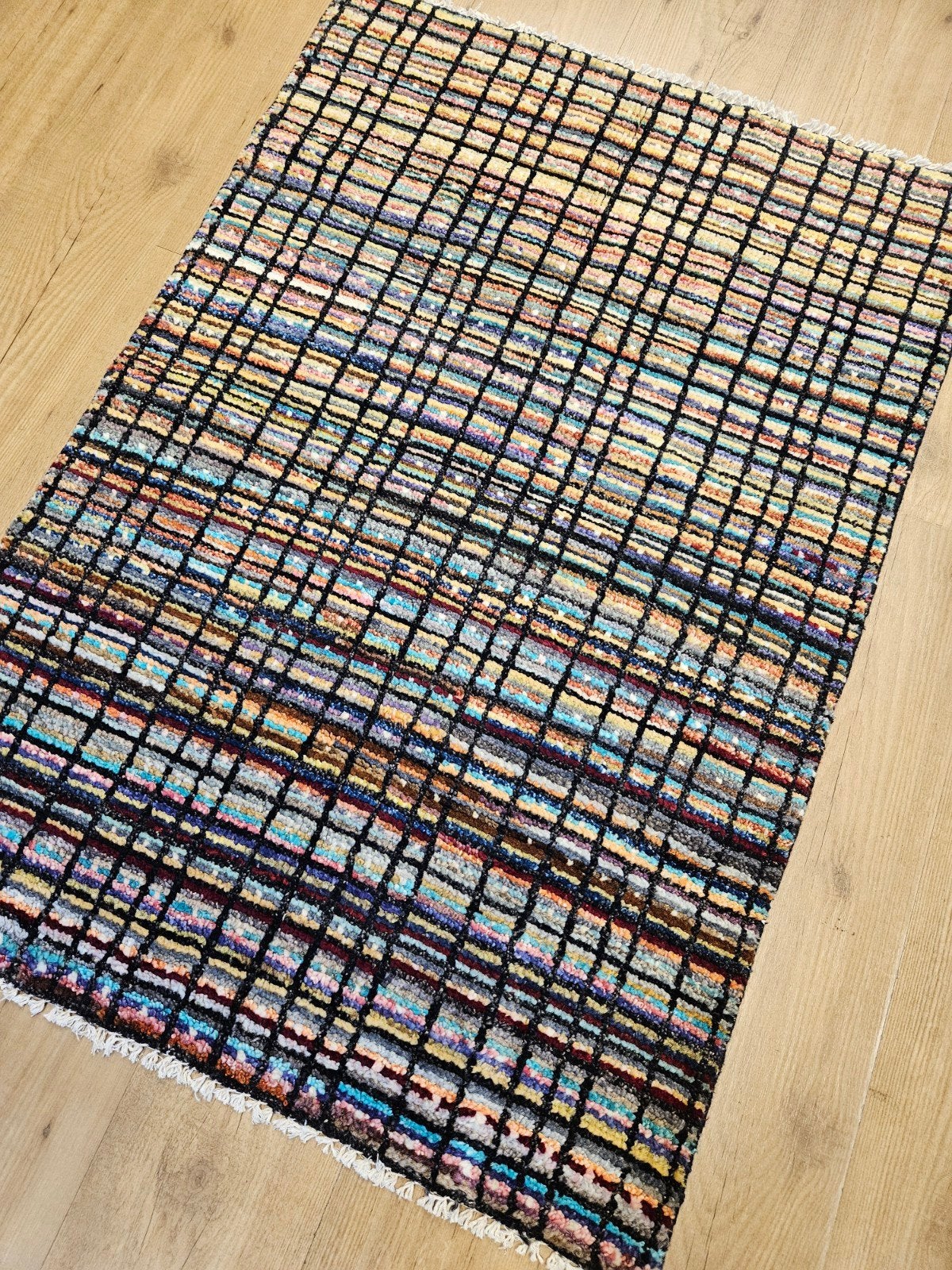Handgeknoopt oosters tapijt modern design 118x82, Info@SlatsAntiek.nl, 100 tot 150 cm, Perzisch, Crème