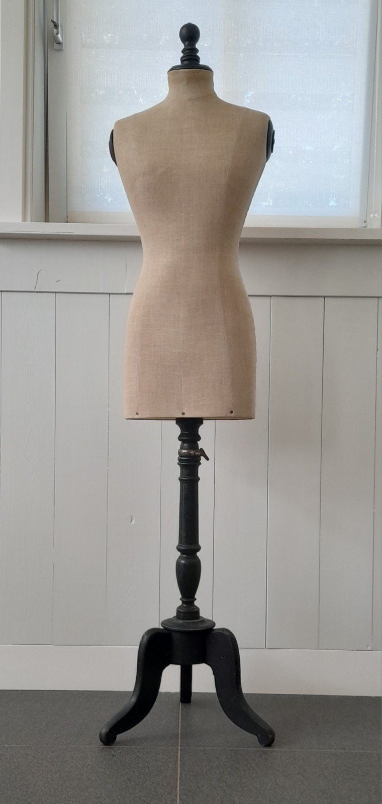 mooie, oude paspop, bekleding nog geheel intact, Ophalen