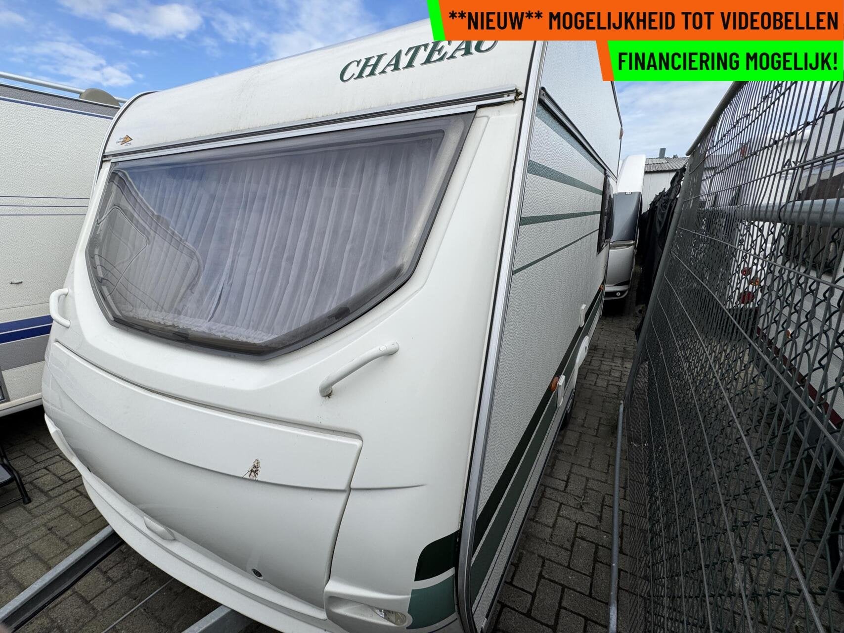 Chateau CARATT 400, DWARSBED,VOORTENT,KOELKAST, Caravans en Kamperen, Chateau, Hordeur, Bedrijf, 750 - 1000 kg