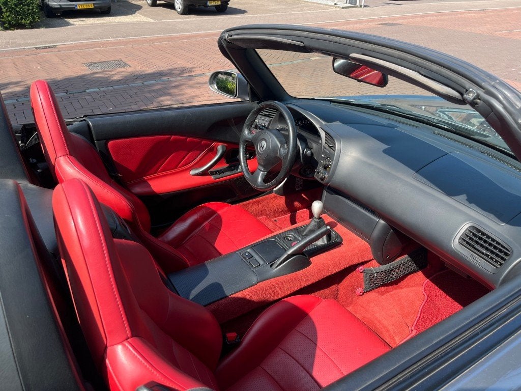 Honda S2000 2.0I VTEC 241PK NL-AUTO / LEDER / AIRCO / ELEK., Auto's, Honda, Achterwielaandrijving, Gebruikt, 4 cilinders, Cabriolet