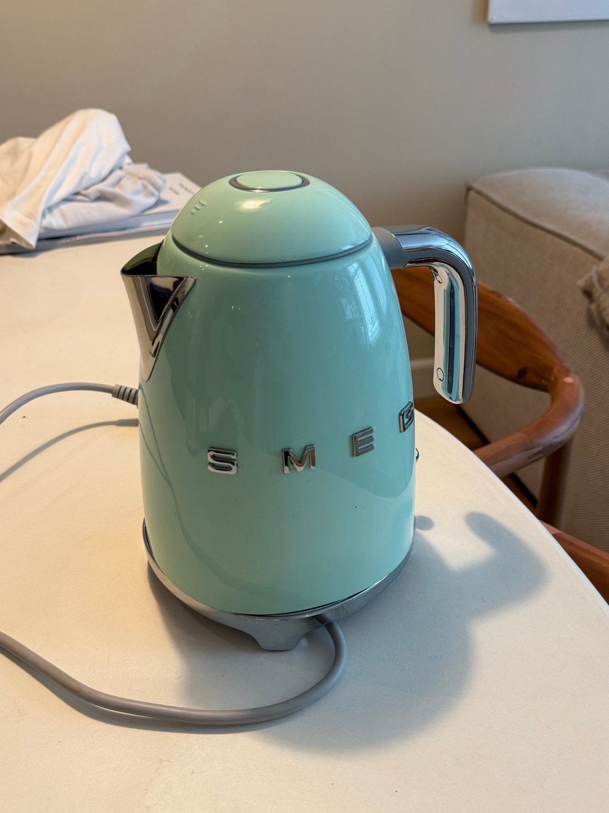 Smeg waterkoker mintgroen, 1 tot 2 liter, Ophalen of Verzenden, Gebruikt, Draadloos