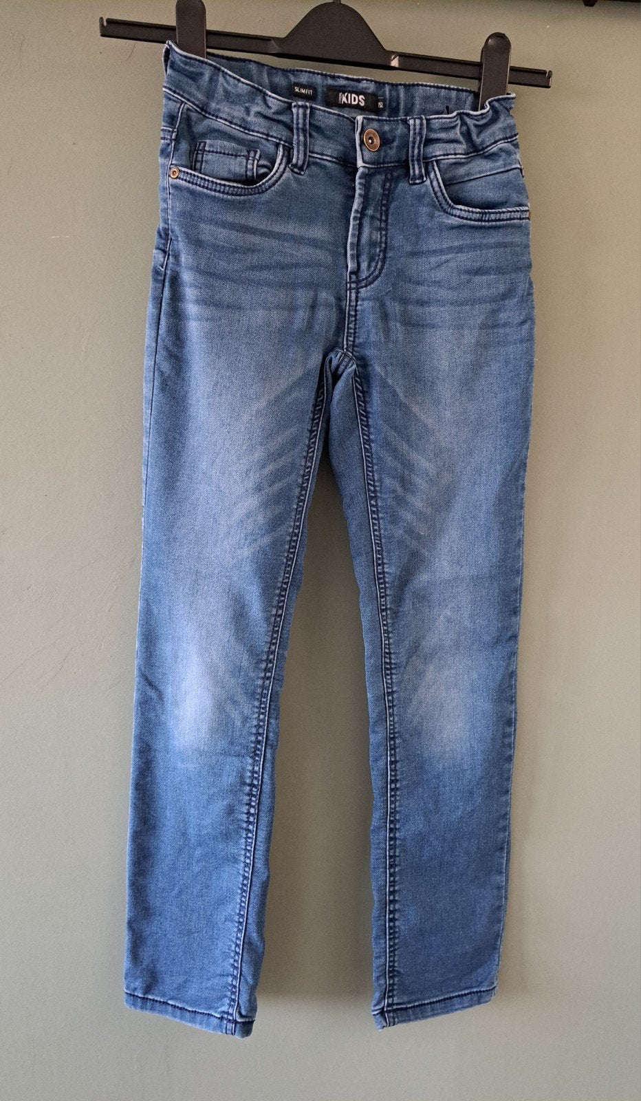 Nette jongens spijkerbroek maat 152 slimfit, Kinderen en Baby's, Kinderkleding | Maat 152, Broek, Ophalen of Verzenden, Zo goed als nieuw