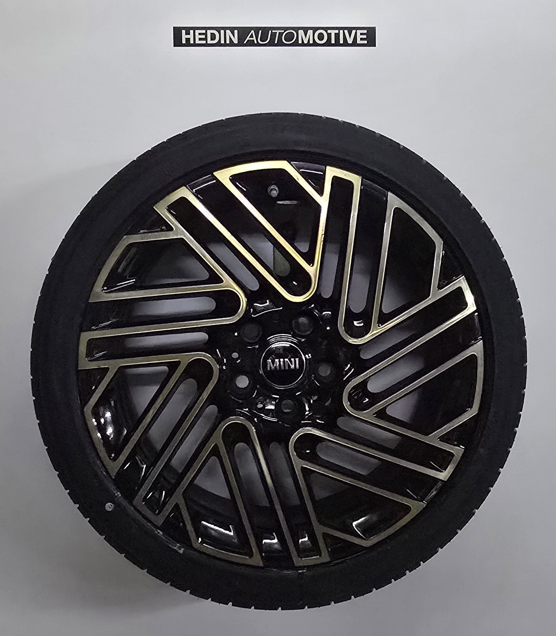 MINI Clubman (F54) Styling 665 18" RFT + RDCi Zomer, Auto-onderdelen, Gebruikt, -, -, Banden en Velgen