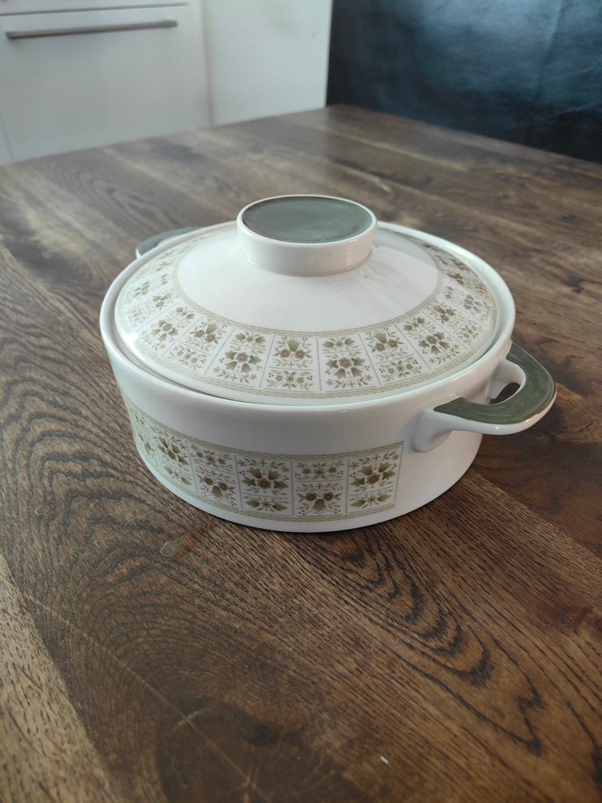 Royal Doulton dekschaal met deksel, Ophalen of Verzenden