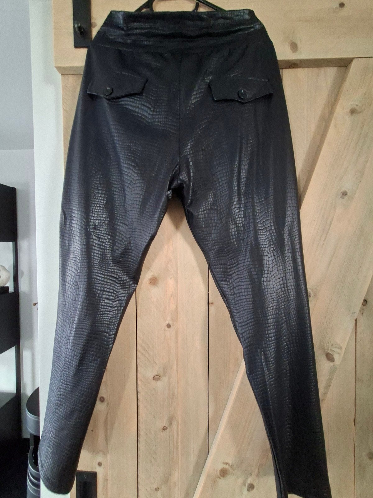 Dames leather look pak van Triple Nine, mt L/XL, Maat 38/40 (M), Triple Nine, Kostuum of Pak, Zwart