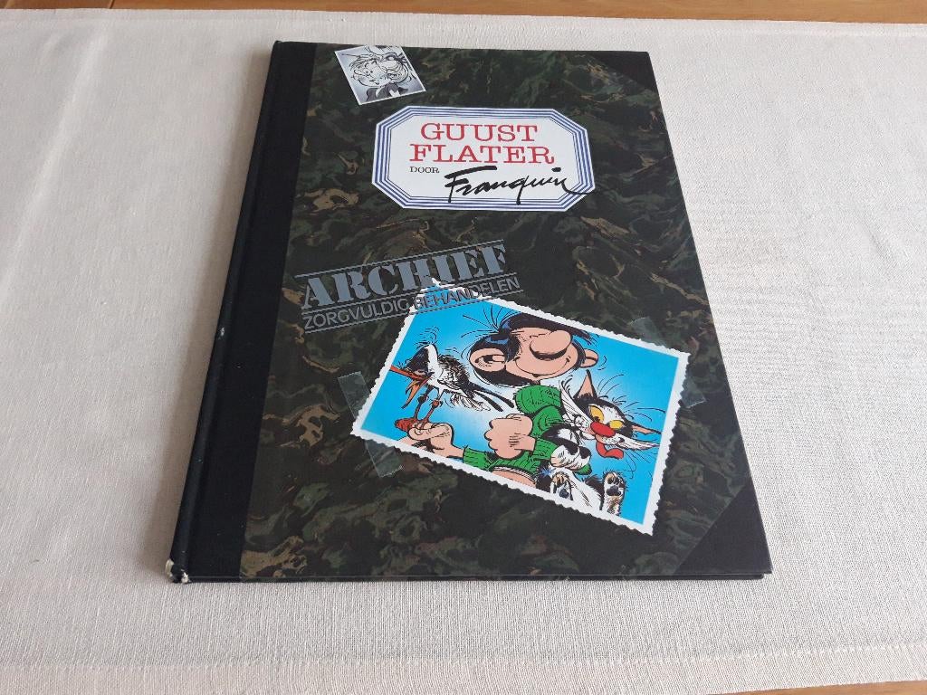 Guust Flater Collectie Lekturama - Gadgets en gags, Boeken, Eén stripboek, Ophalen of Verzenden, Gelezen