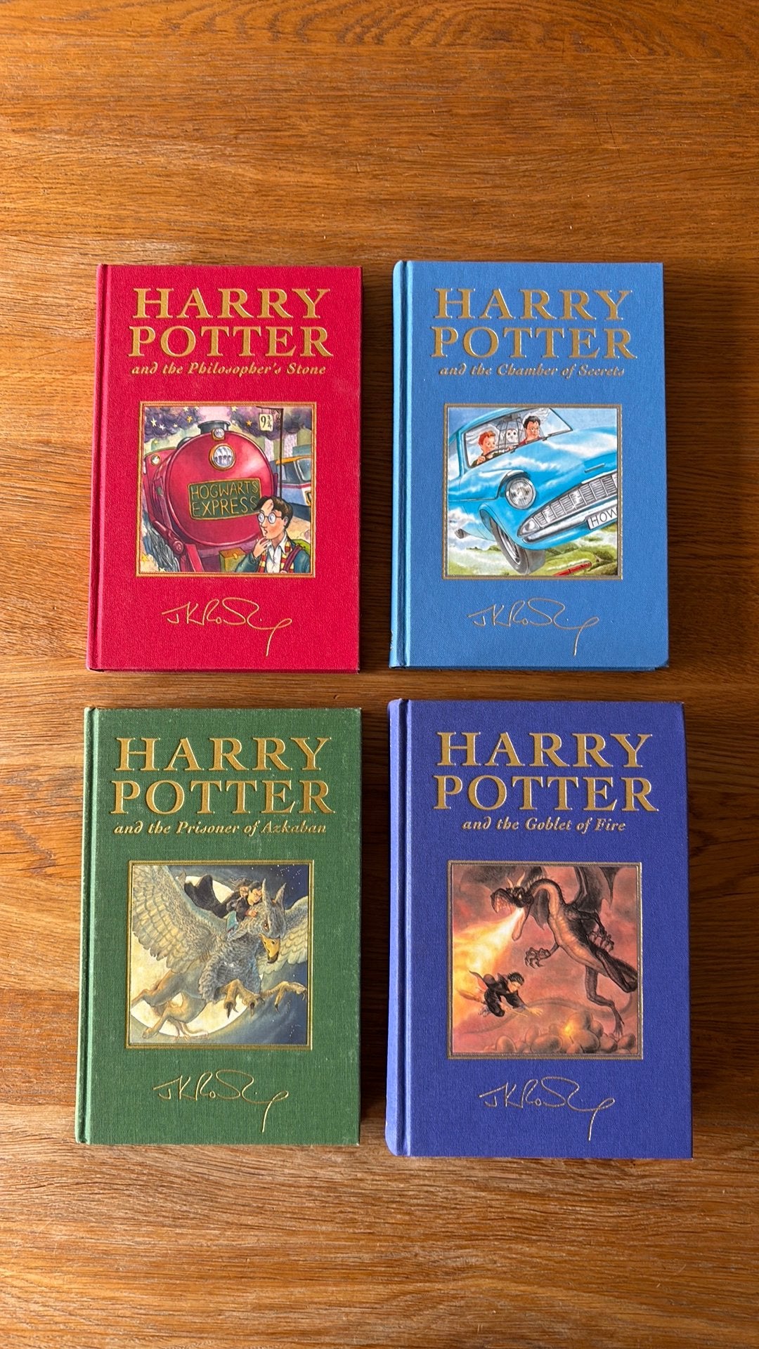 Harry Potter Signature Collection - vier exclusieve boeken, Ophalen of Verzenden, Gelezen, Europa overig