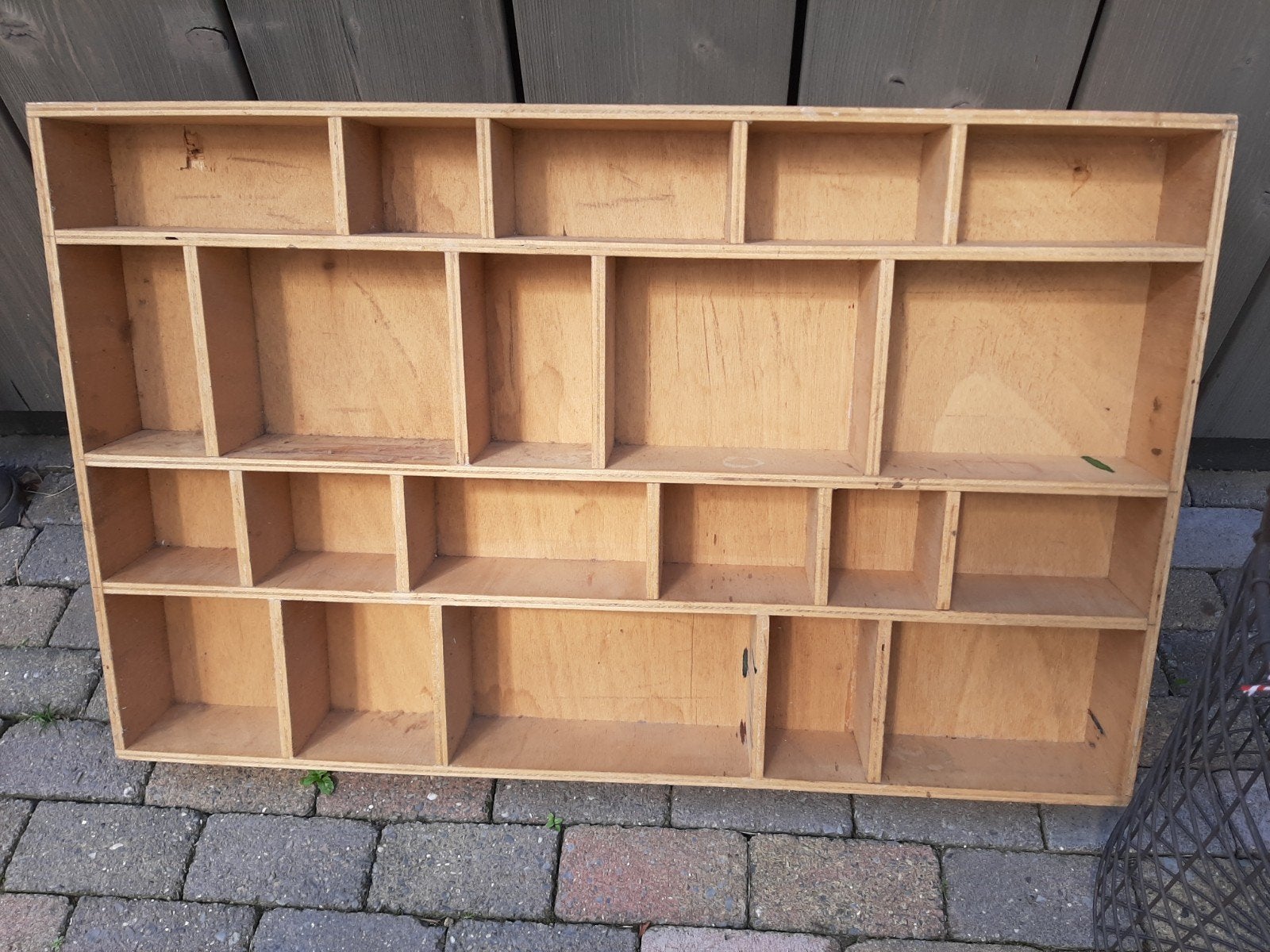 Houten letterbak, wand kastje en draadmand ijzer, Ophalen