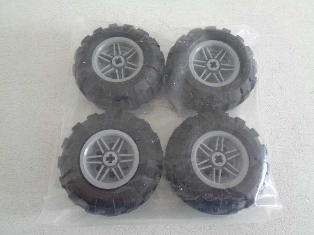 4 Lego technic wielen banden 56 x 26., Ophalen of Verzenden, Zo goed als nieuw, Lego