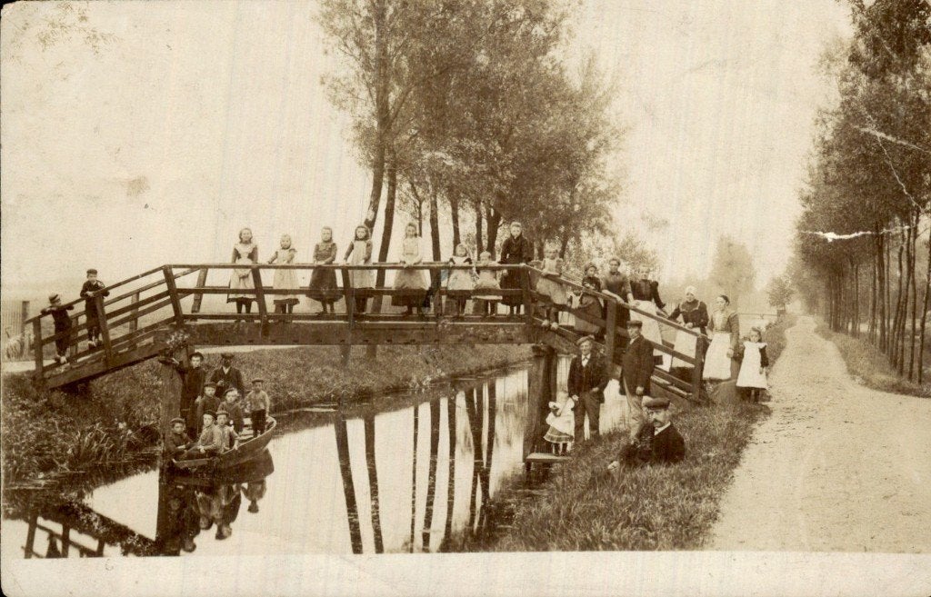 Lexmond - Brug - Kinderen en dorpsbewoners, Verzamelen, Ophalen of Verzenden, Voor 1920, Gelopen, Zuid-Holland