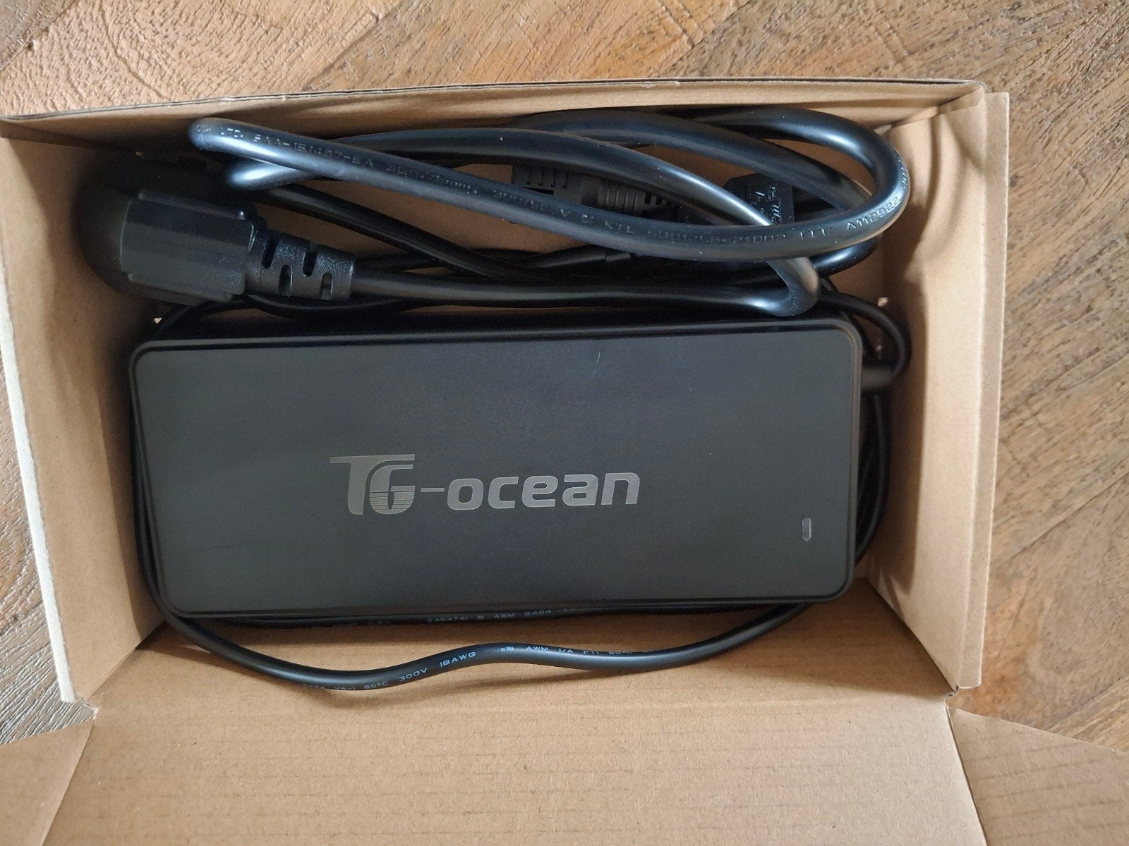 Acculader voor oa Gazelle Innergy 36V 2A (48V output), Ophalen of Verzenden, Nieuw