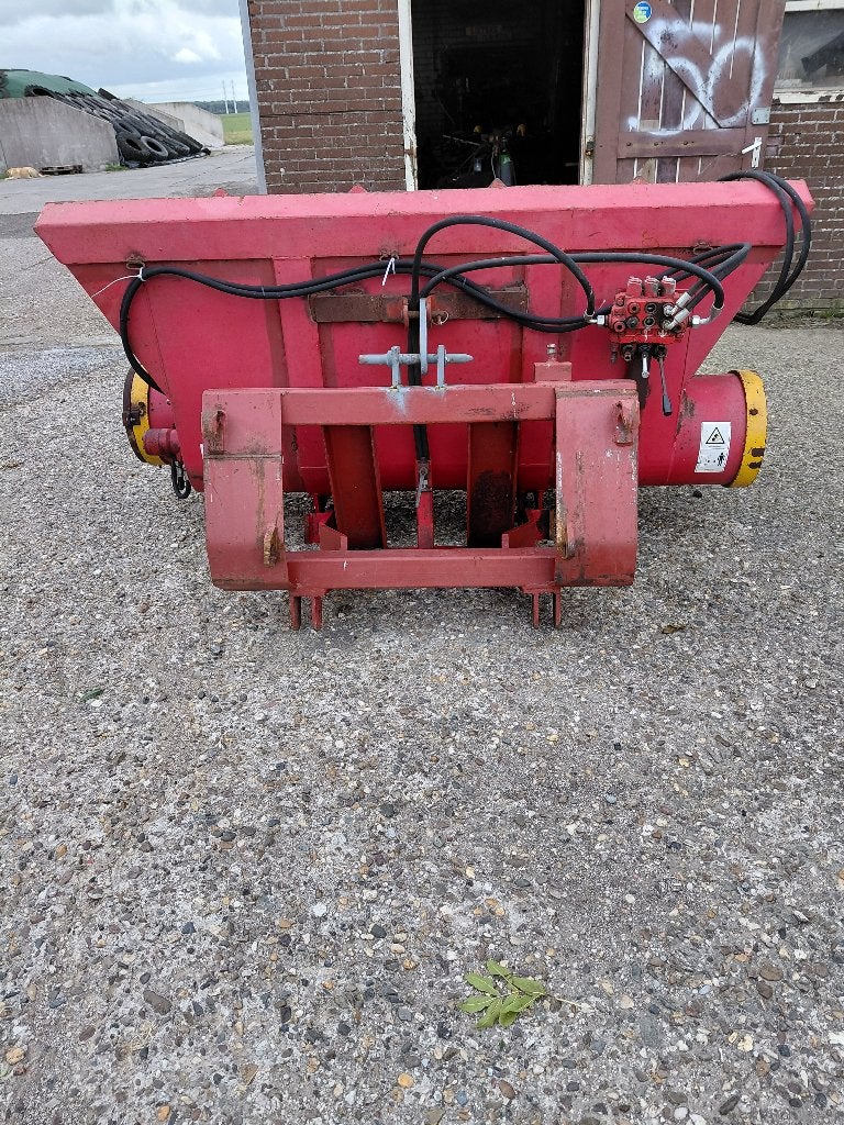 voerdoseerbak, Ophalen, Voertechniek