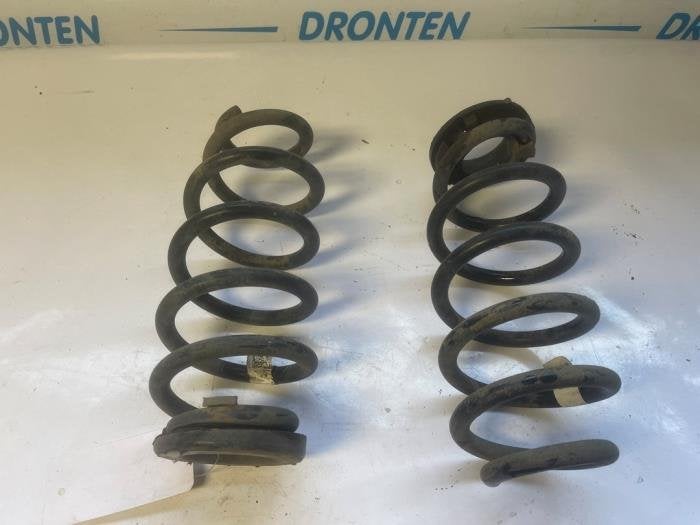 Schroefveer achter van een Alfa Romeo Giulia, Gebruikt, -, Verzenden, -