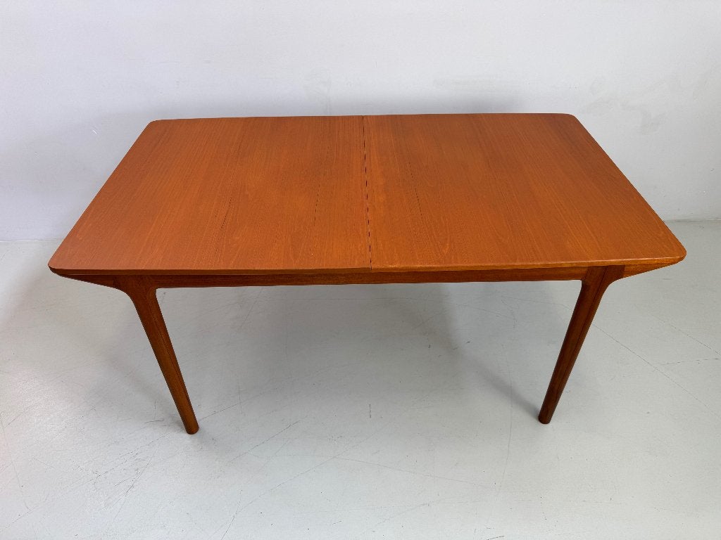 Vintage McIntosh tafel, Teakhout, Zo goed als nieuw, 150 tot 200 cm, Rechthoekig