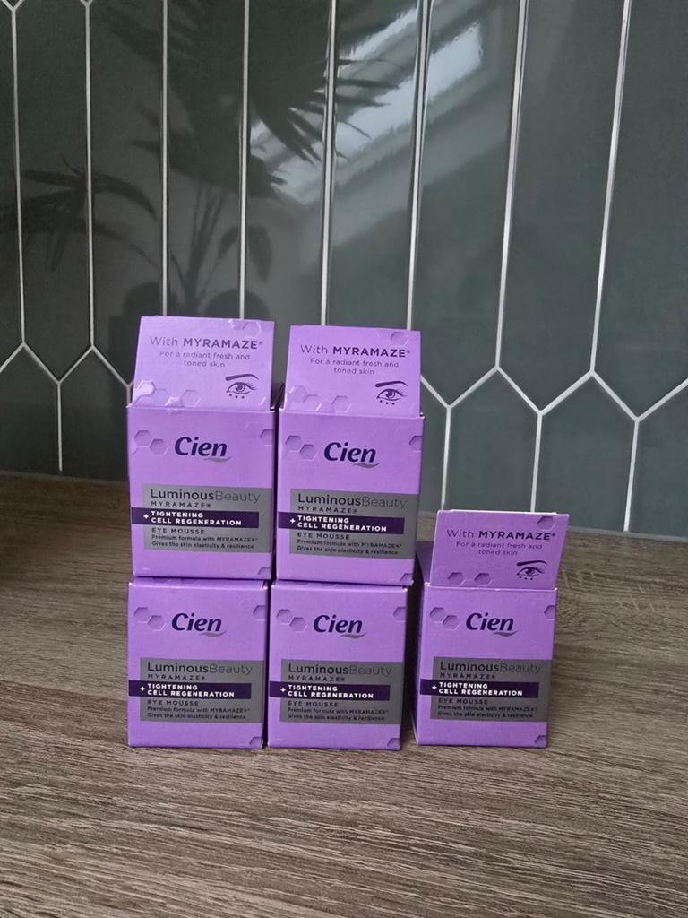 Cien Luminous Beauty eyemousse 5 stuks, Sieraden, Tassen en Uiterlijk, Uiterlijk | Gezichtsverzorging, Ophalen of Verzenden, Nieuw