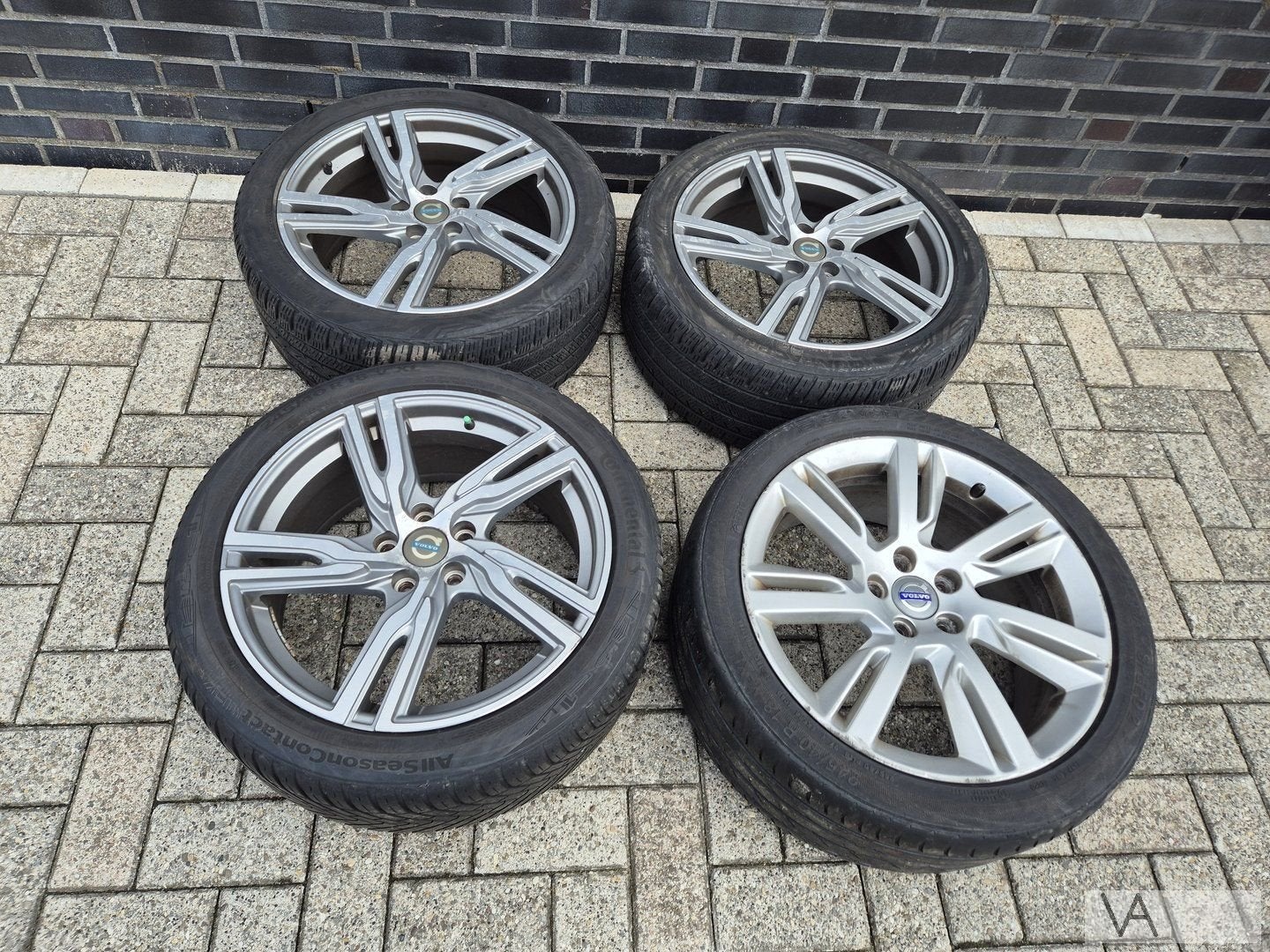 Set velgen 18 inch Volvo S60 V60 V70 S80 S90 V90 1 IS ANDERS, Auto-onderdelen, Gebruikt, -, -, Banden en Velgen