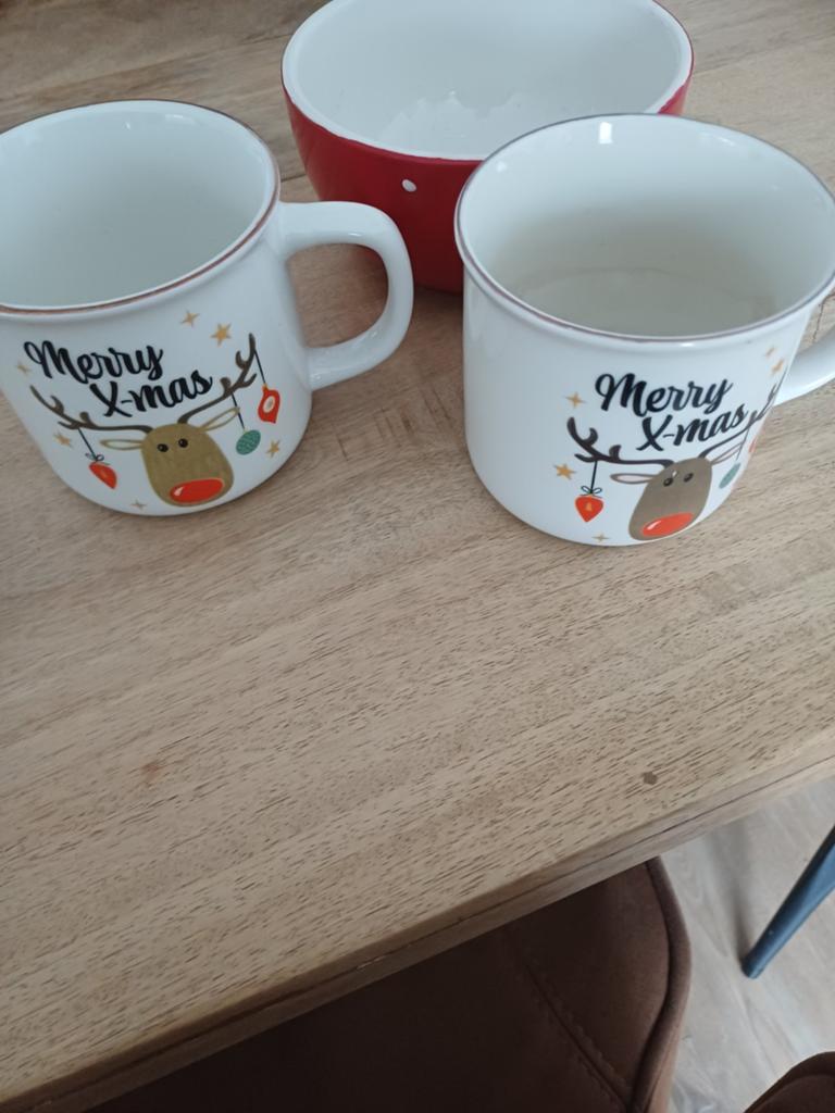 2kerstmokken en sokken, Huis en Inrichting, Keuken | Servies, Ophalen, Overige stijlen