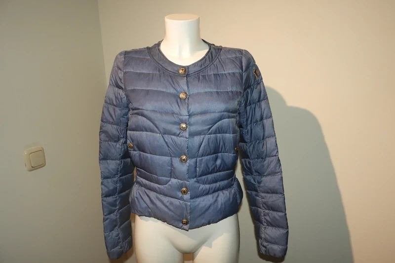 Moncler grenoble dons jas blauw gouden merk drukkers S