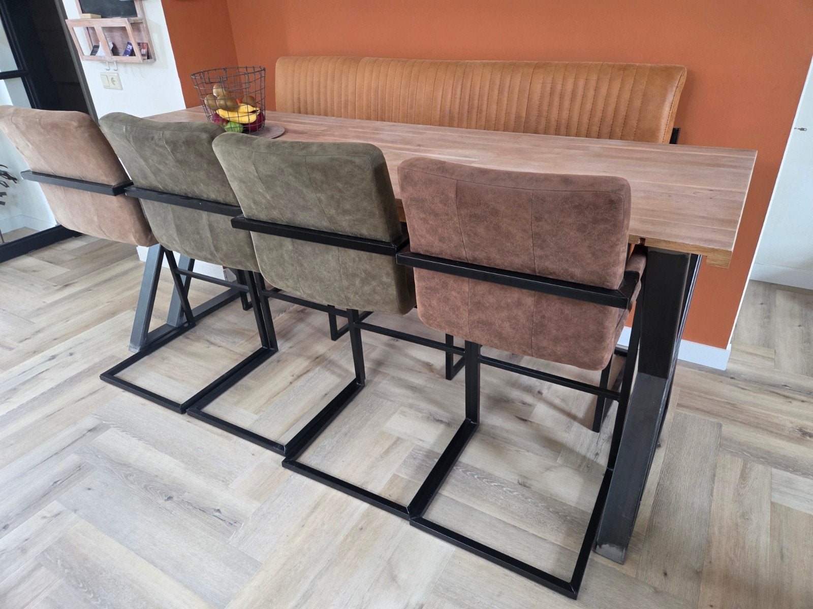 Unieke hoge eettafel met bank en 4 stoelen, Huis en Inrichting, Gebruikt, 200 cm of meer, 50 tot 100 cm, Vijf personen of meer
