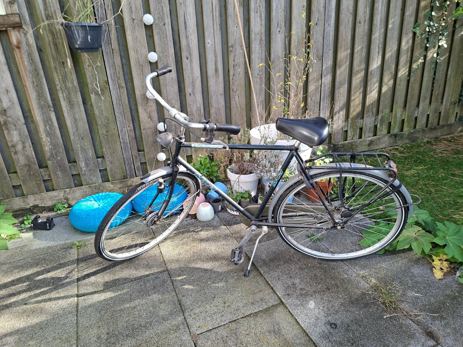 Fiets met slag in achterwiel, Fietsen en Brommers, Ophalen, Gebruikt, Overige merken