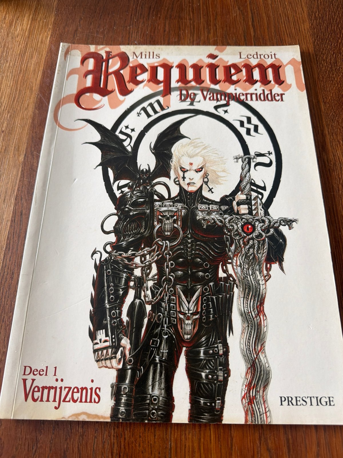 Requiem De Vampierridder Deel 1: Verrijzenis stripboek, Boeken, Stripboeken, Eén stripboek, Ophalen, Gelezen