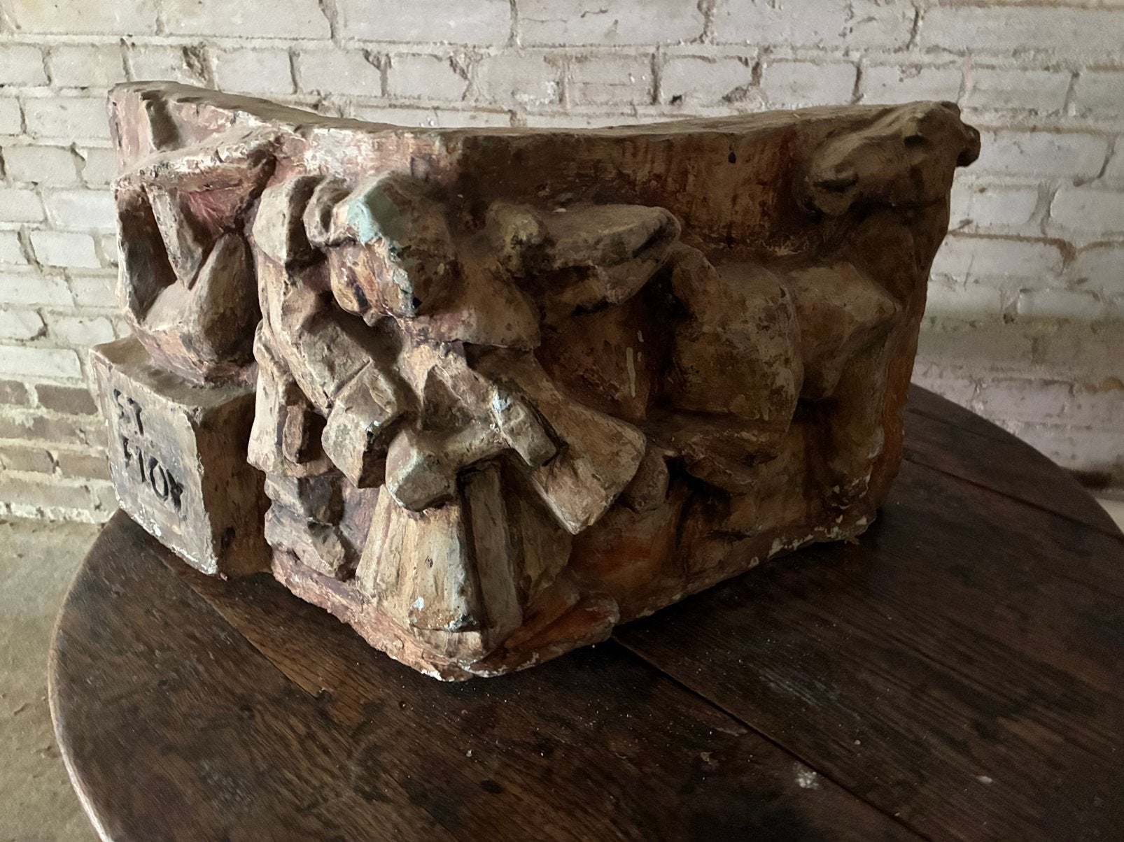 Gipsen beeld hoefsmid, Ophalen