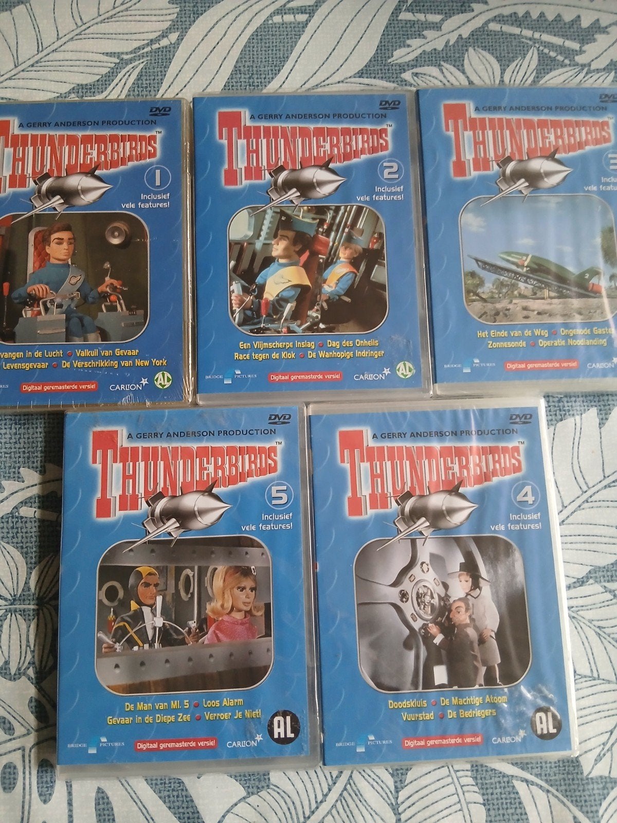 Thunderbirds deel 1 t/ 5 NIEUW, Ophalen of Verzenden