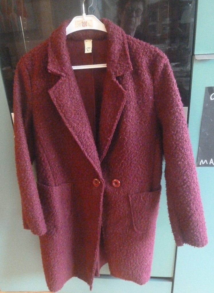 Chiarette leuke Italiaanse boucle Jas. Maat L, Kleding | Dames, Chiarette, Overige kleuren, Maat 42/44 (L), Ophalen of Verzenden
