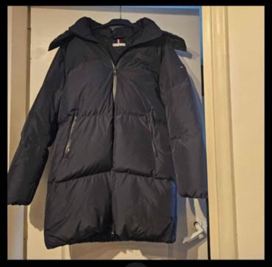 Prachtige tommy hilfiger gore-tex donsjas, Ophalen of Verzenden, Zo goed als nieuw, Blauw