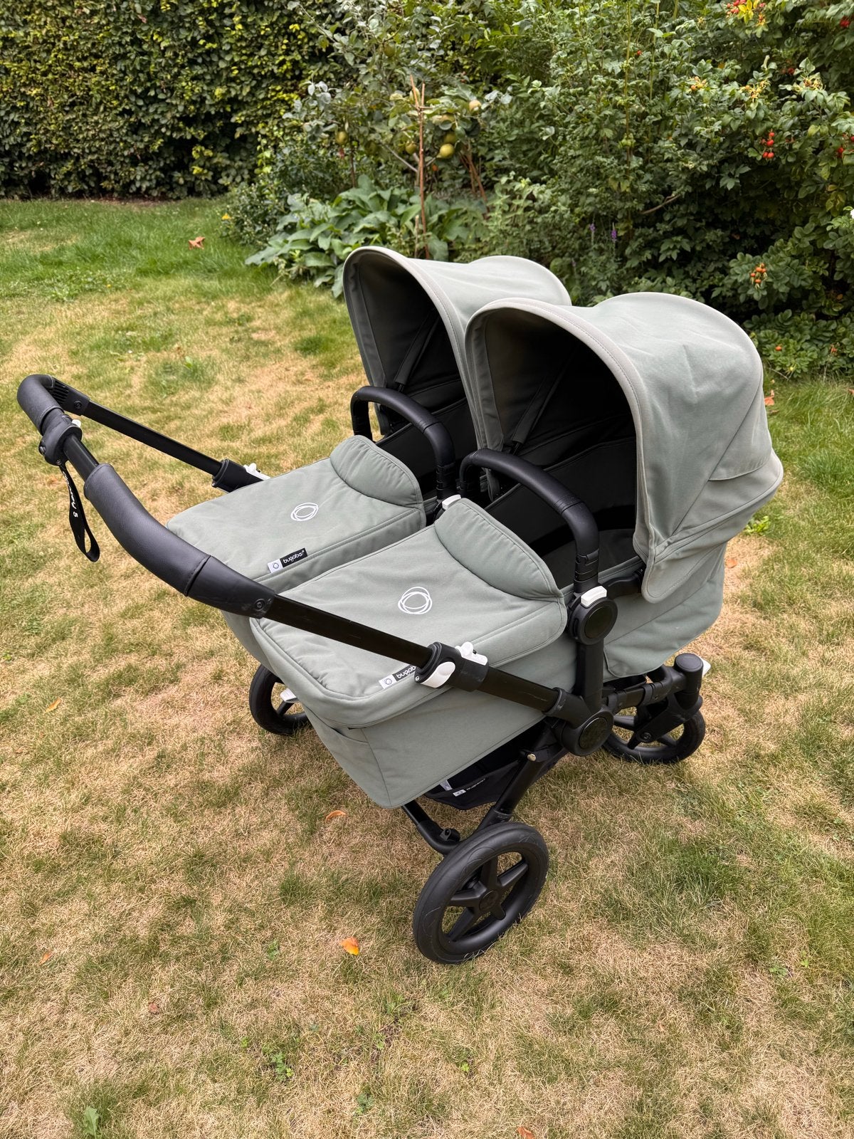 Bugaboo Donkey 5 Duo - Complete set (excl. voetenzak), Ophalen, Zo goed als nieuw, Combiwagen, Duowagen
