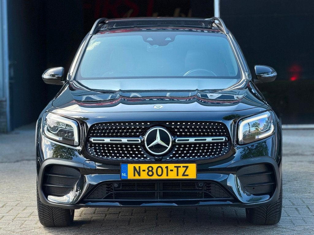 Mercedes-Benz GLB 200 Business Solution AMG-line PANO|MEMORY, Auto's, Mercedes-Benz, 4 cilinders, Leder en Stof, Origineel Nederlands
