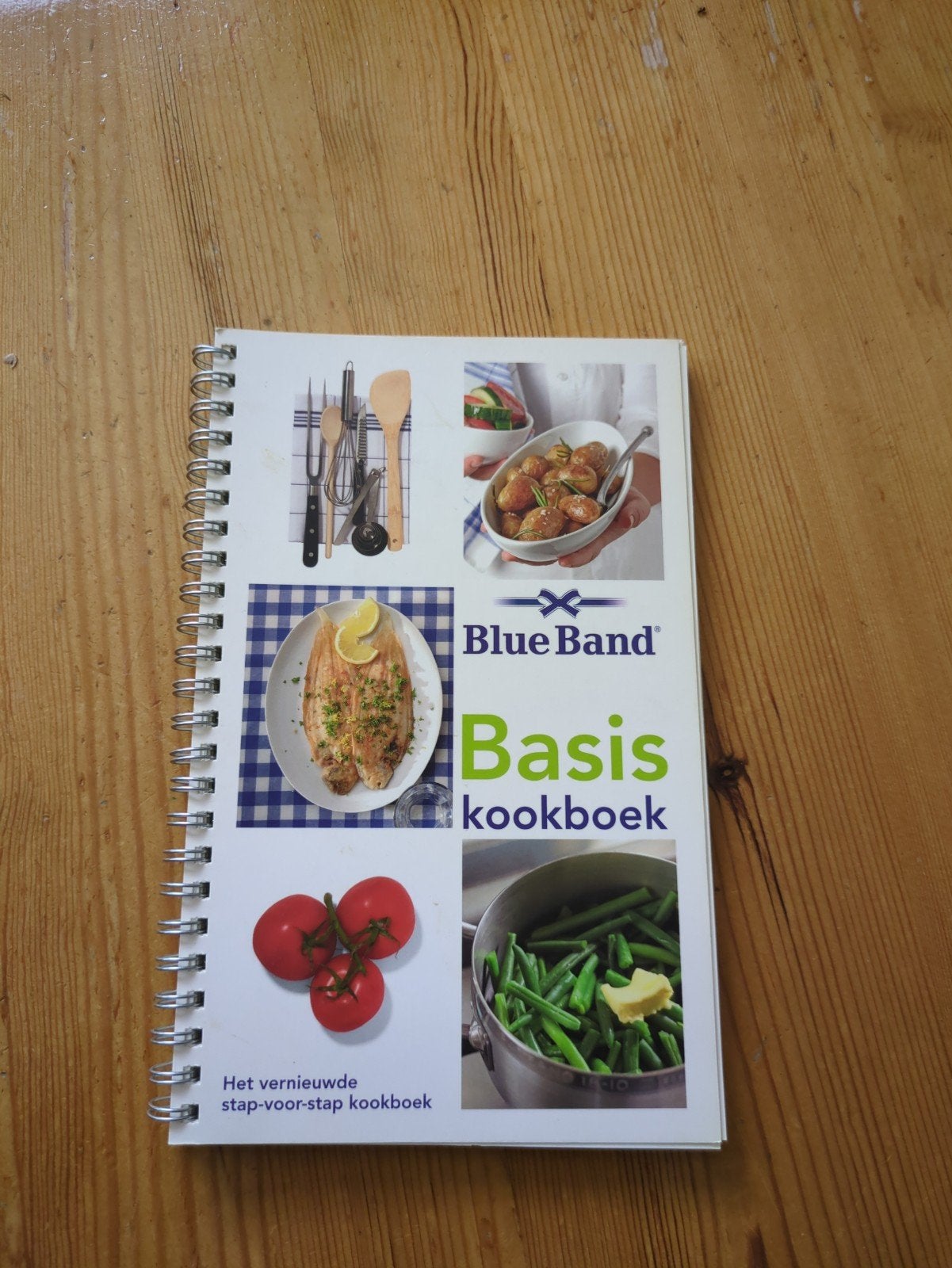 Blue Band Basis Kookboek - Het vernieuwde stap-voor-stap, Boeken, Hoofdgerechten, Ophalen of Verzenden, Zo goed als nieuw, Gezond koken