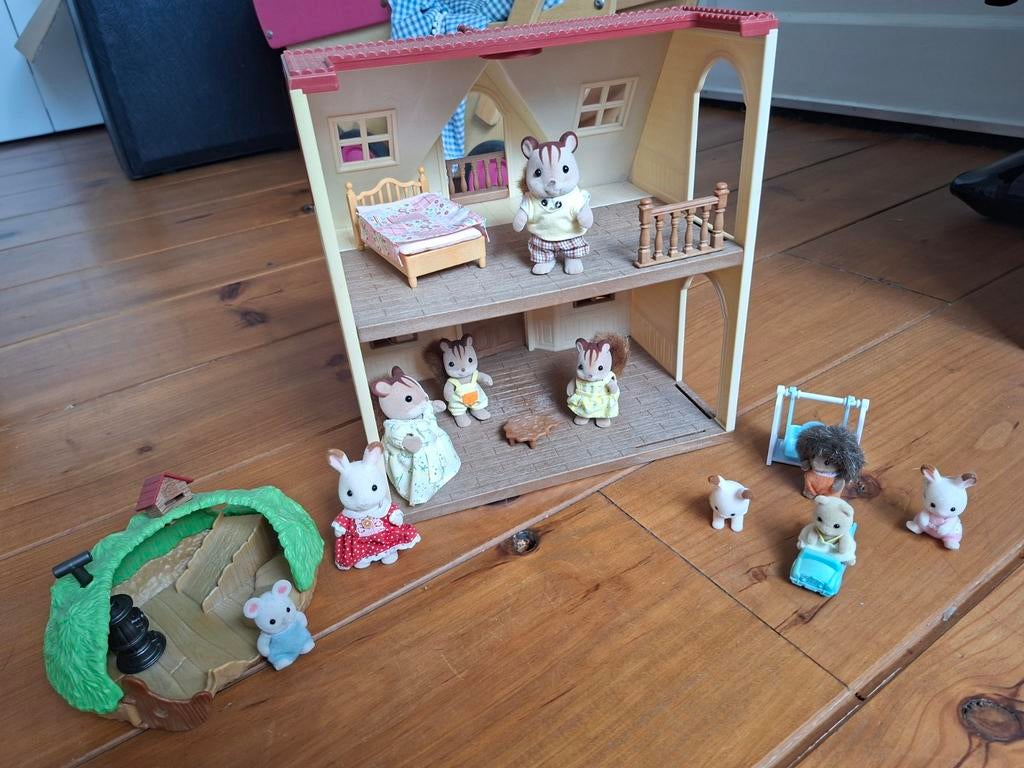 Sylvanian Families Huis met Meubels en Figuren, Ophalen of Verzenden, Gebruikt, Jongen of Meisje