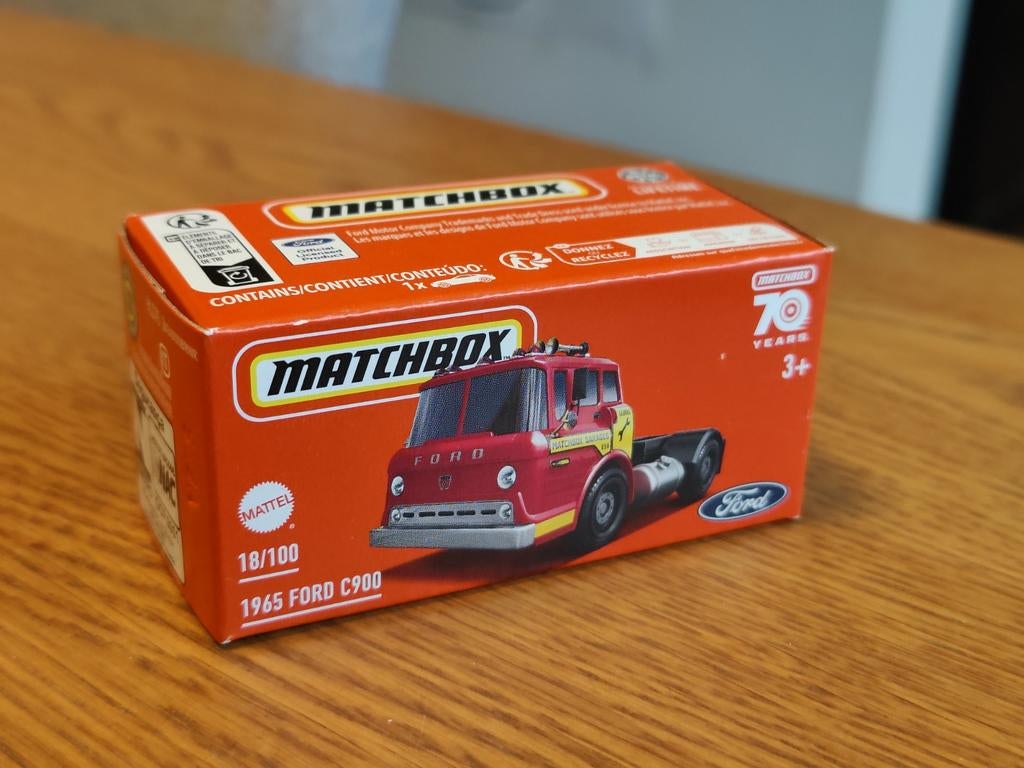 Matchbox Ford C900 ROOD, Ophalen of Verzenden, Zo goed als nieuw, Auto
