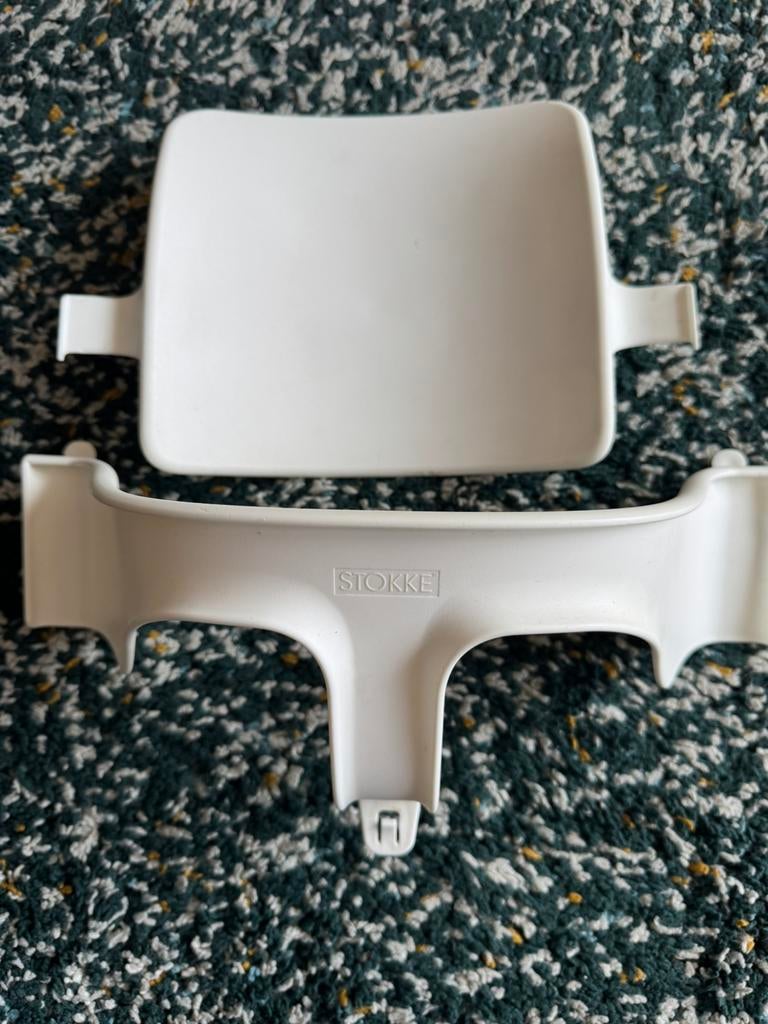 Stokke tripp trapp babyset wit, Kinderen en Baby's, Kinderstoelen, Ophalen, Zo goed als nieuw, Meegroeistoel