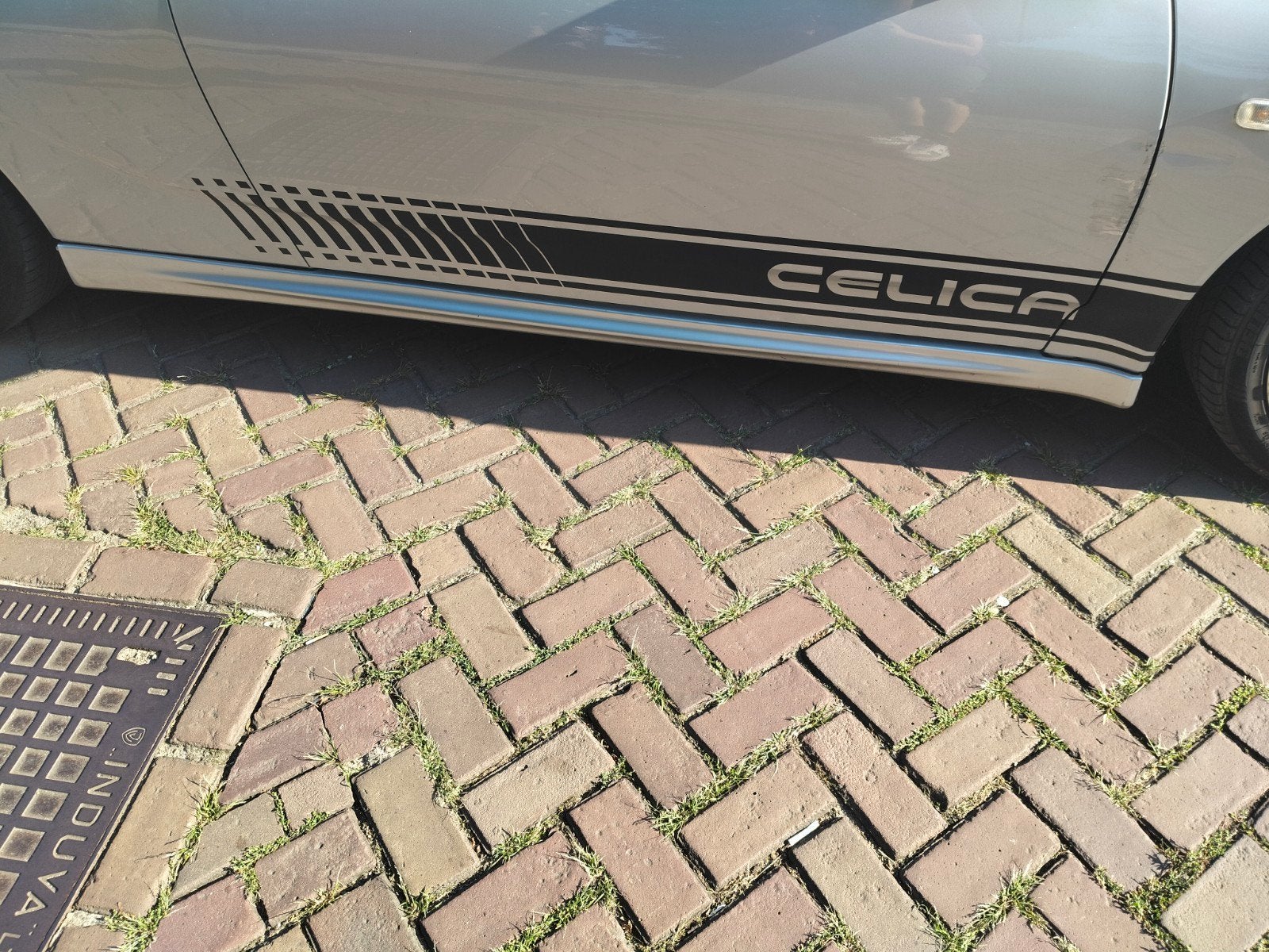 Toyota Celica side skirts - verf schade, Auto diversen, Tuning en Styling, Ophalen of Verzenden