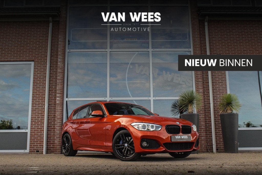 BMW 1-serie 120i Edition M Sport Shadow High Executive | Dea, Auto's, BMW, 1998 cc, Achterwielaandrijving, Gebruikt, Bedrijf