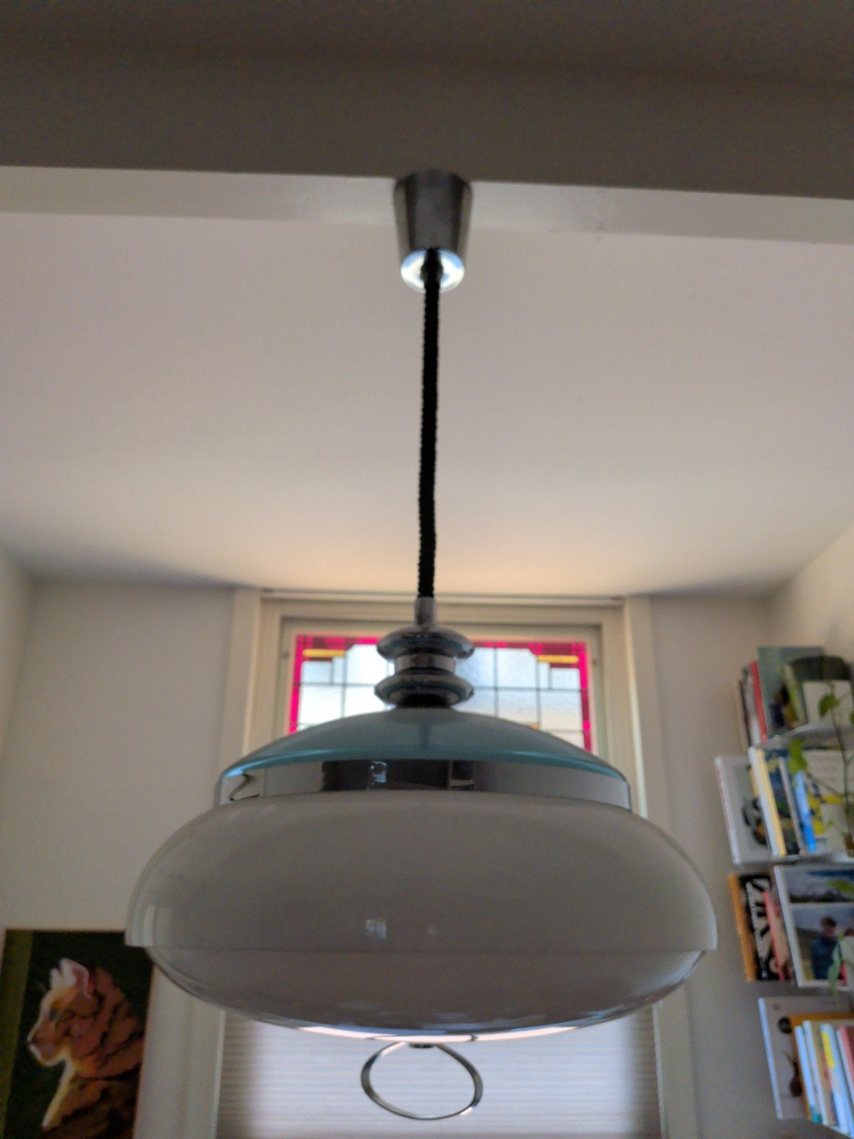 Space age  hanglamp met blauwe en witte kap, Ophalen, G13 (TL), Vintage, Retro, Space age, Kunststof