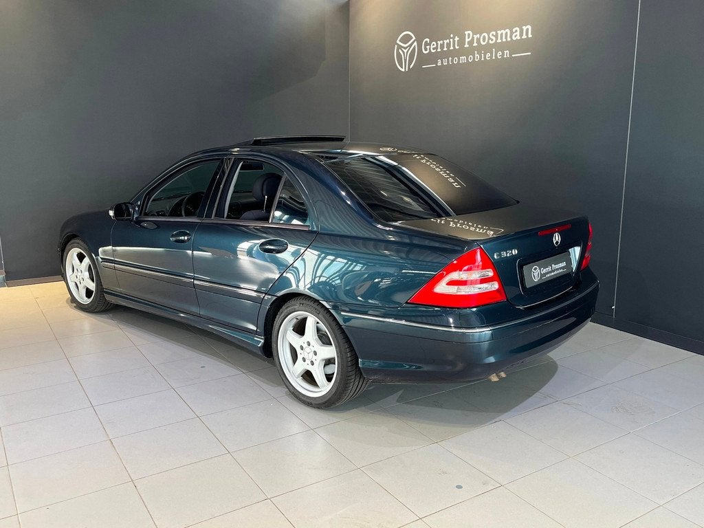 Mercedes-Benz C-klasse 320 Avantgarde AMG Styling/Sport (BTW, Auto's, Mercedes-Benz, Automaat, Achterwielaandrijving, Gebruikt