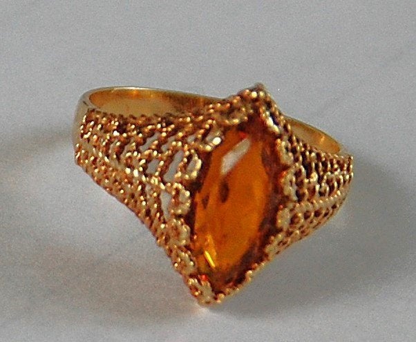 Antieke gouden ring 14 karaats, Sieraden, Tassen en Uiterlijk, Ringen, 18 tot 19, Ophalen of Verzenden, Zo goed als nieuw, Met edelsteen