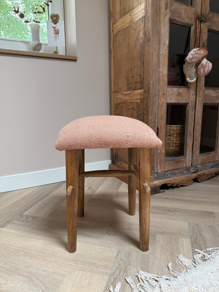 Prachtig roze krukje met houten onderstel, Ophalen of Verzenden, Zo goed als nieuw, Hout