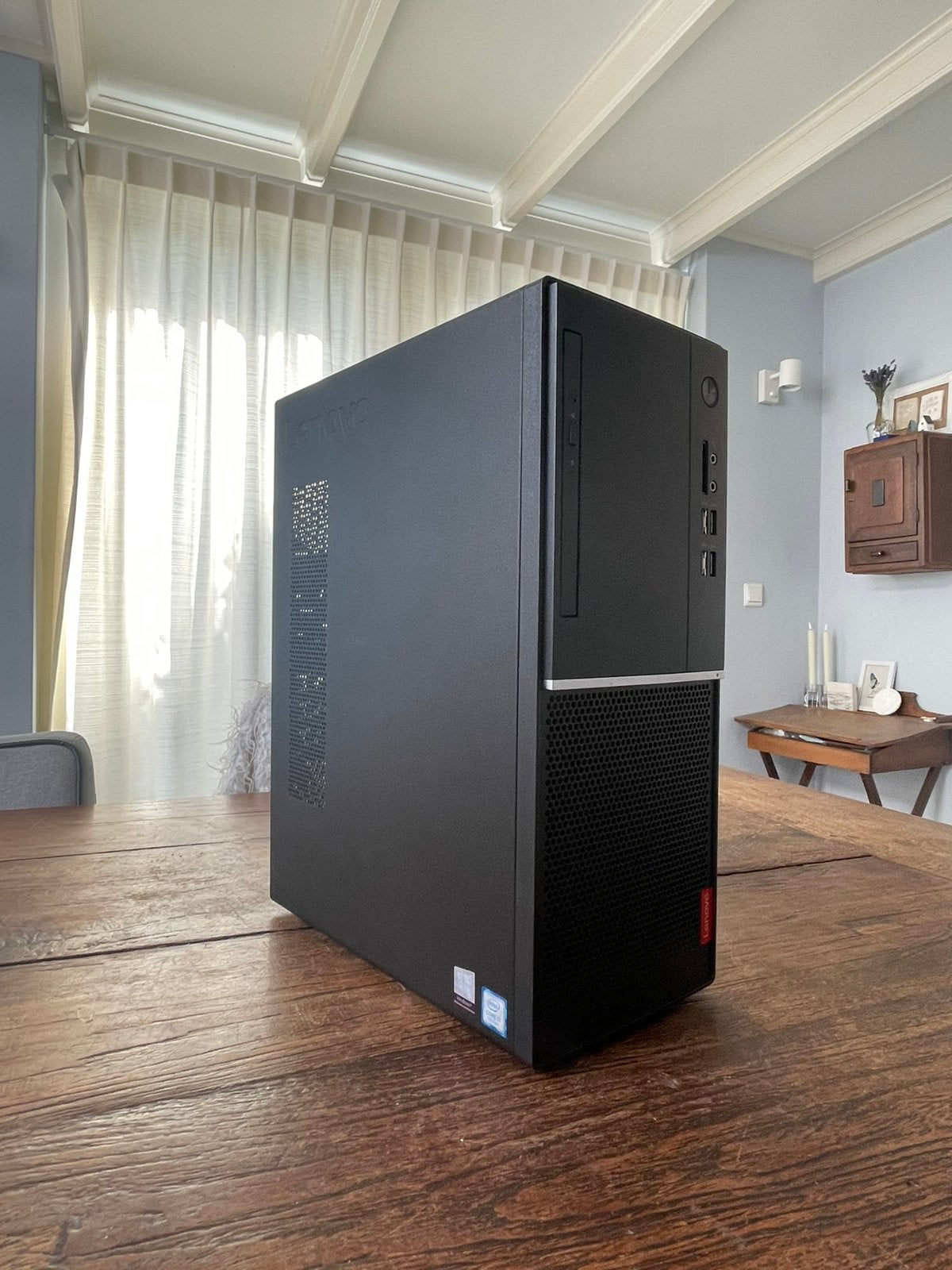 Lenovo V520 tower | i3-7100 | 8GB | 256GB SSD |win11 | DVD, Ophalen of Verzenden, Zo goed als nieuw